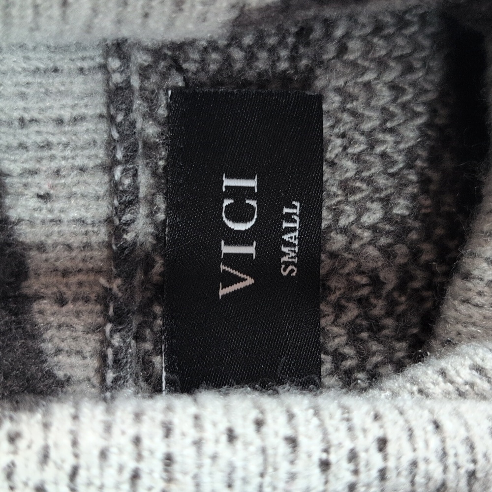 555-Vici Monochrome Knit Sweater‎ Oversize - Picture 3 of 3